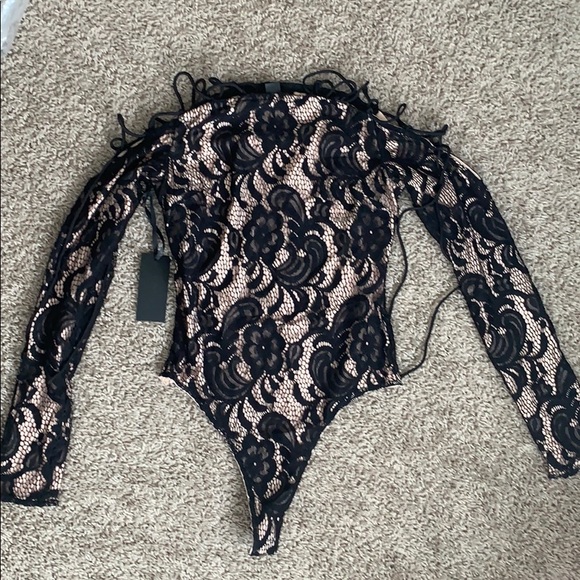 Revolve x H:ours Alice Bodysuit NWT - Picture 5 of 9